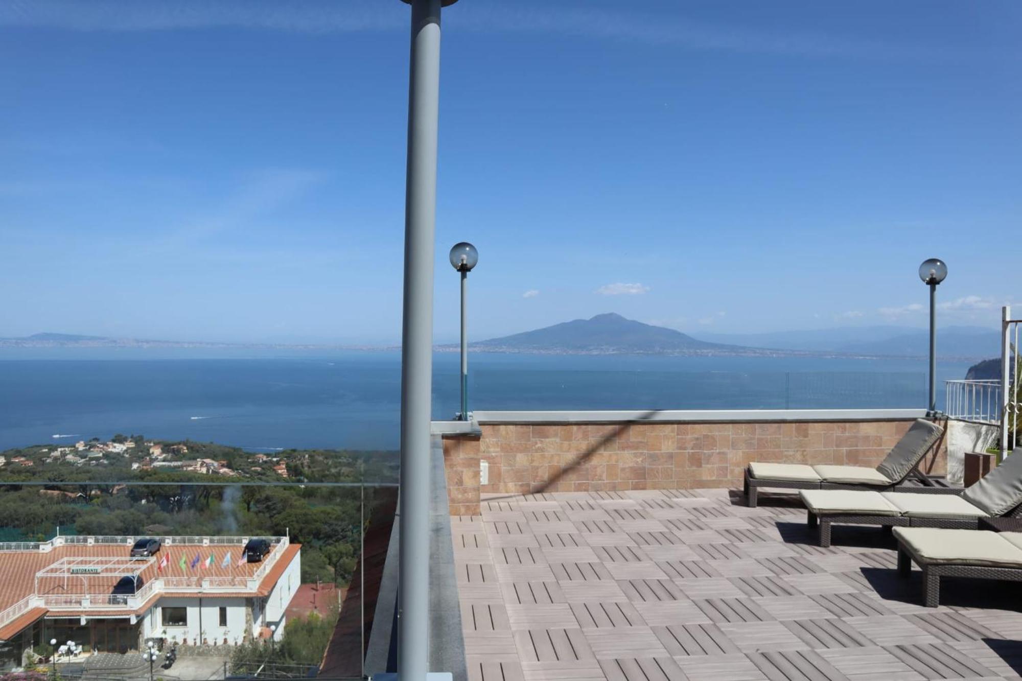 Villa Marylise Sorrento Bagian luar foto