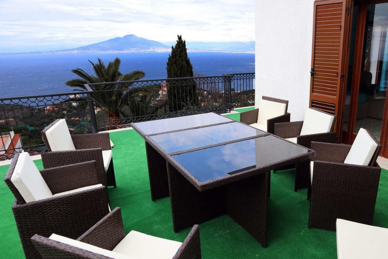 Villa Marylise Sorrento Bagian luar foto