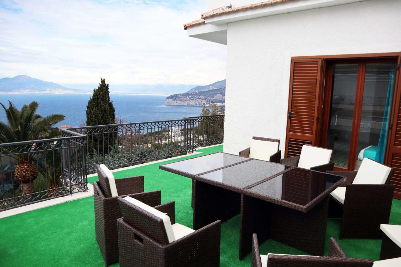 Villa Marylise Sorrento Bagian luar foto