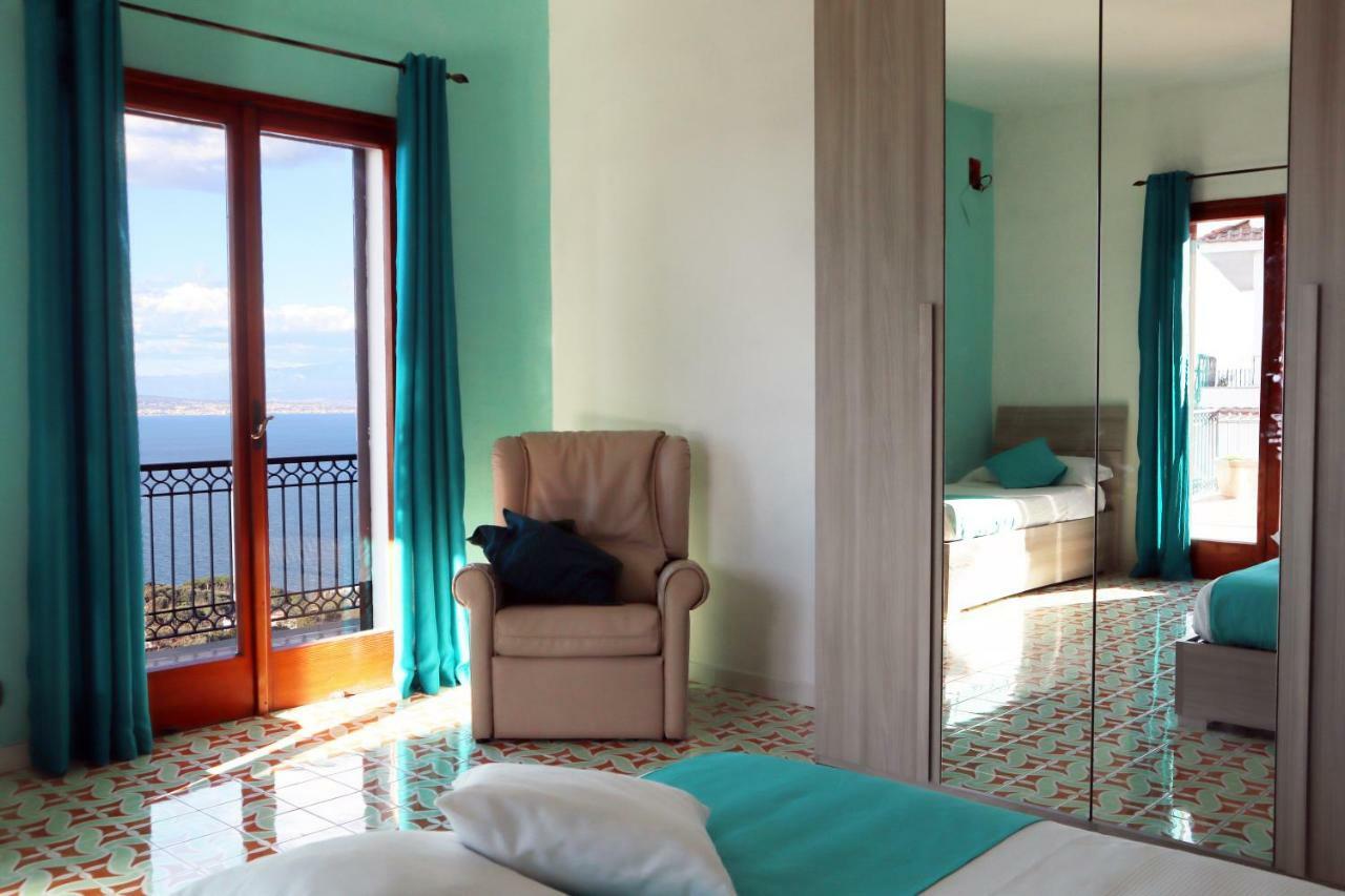 Villa Marylise Sorrento Bagian luar foto